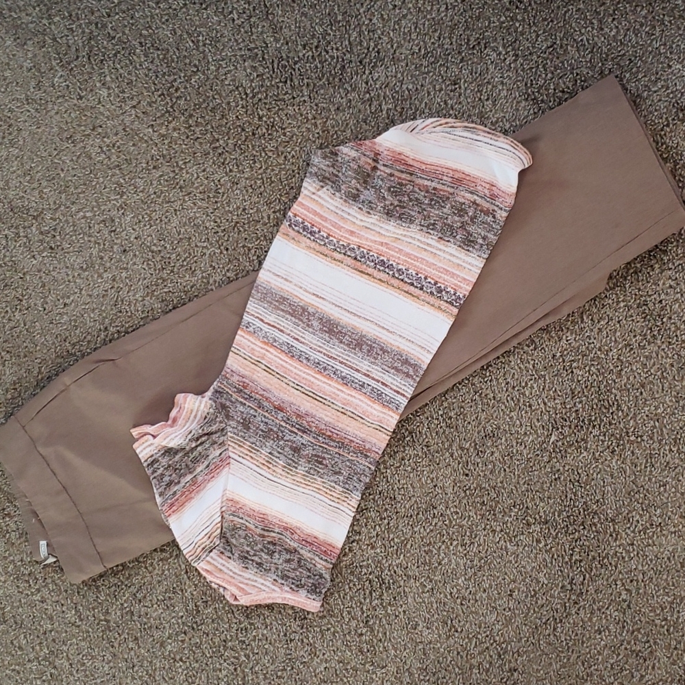 Dana Buchman slacks size LG (14) Almost Famous top XL